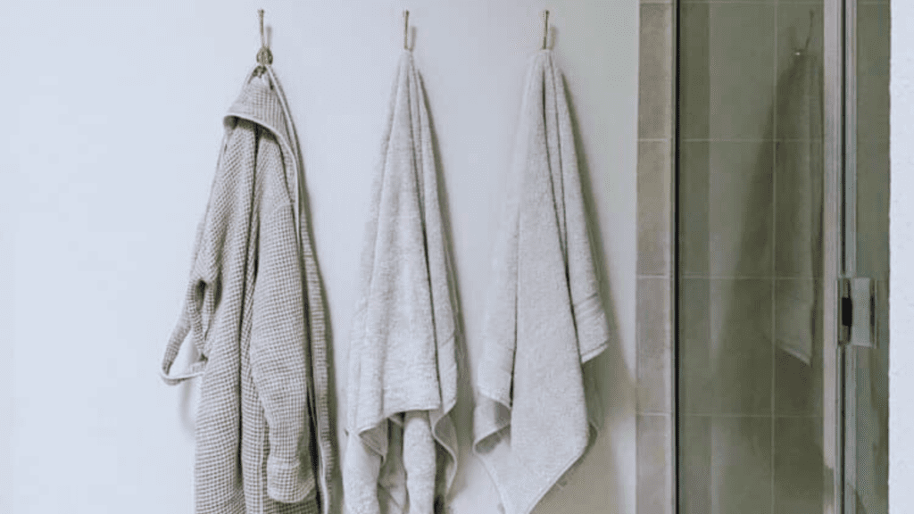 how high to hang towel hooks in bathroom